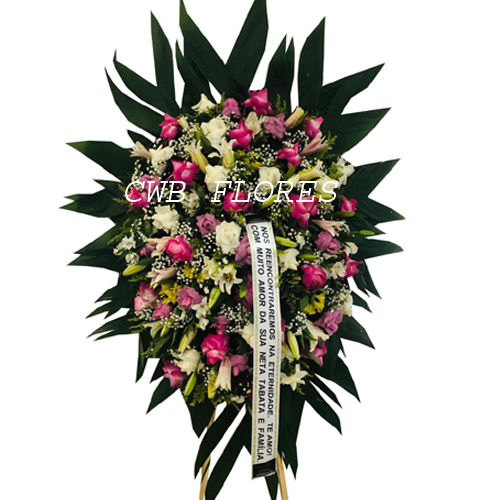 Coroa para funeral com rosas brancas e rosas cor de rosas